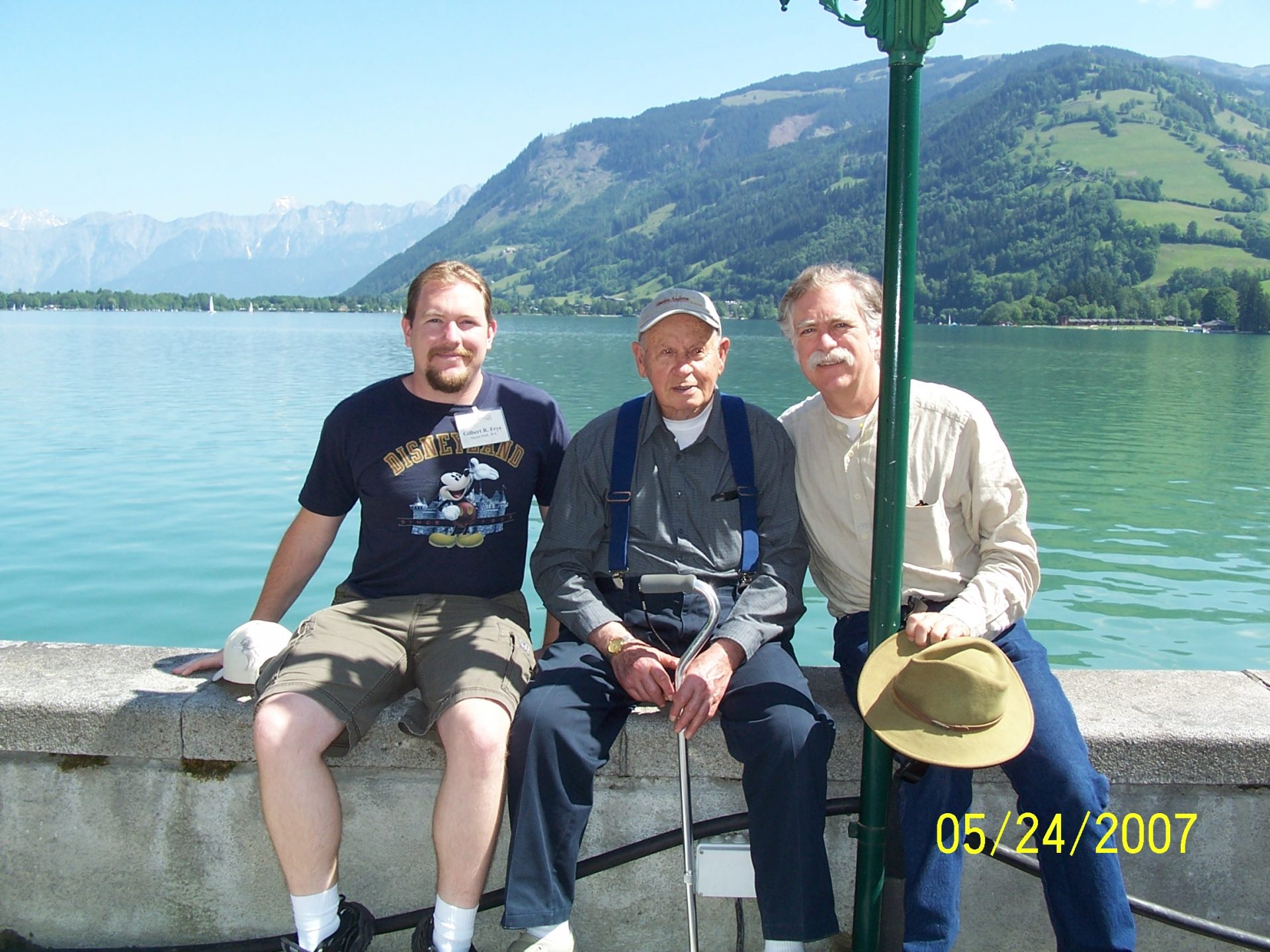 Tour guests with vet Bill Wingett at Zell am See